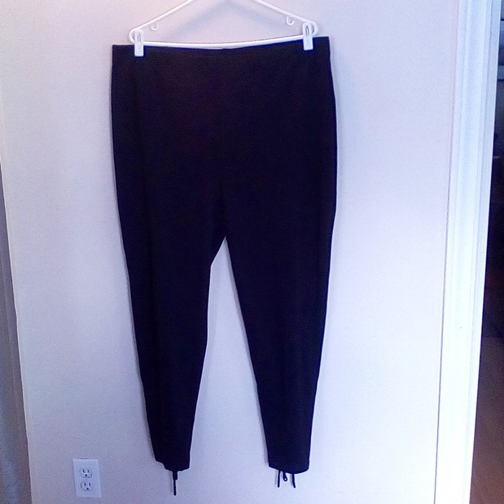 3/35$  KATE & LEO BLACK LEGGINGS WITH TIES  2XL